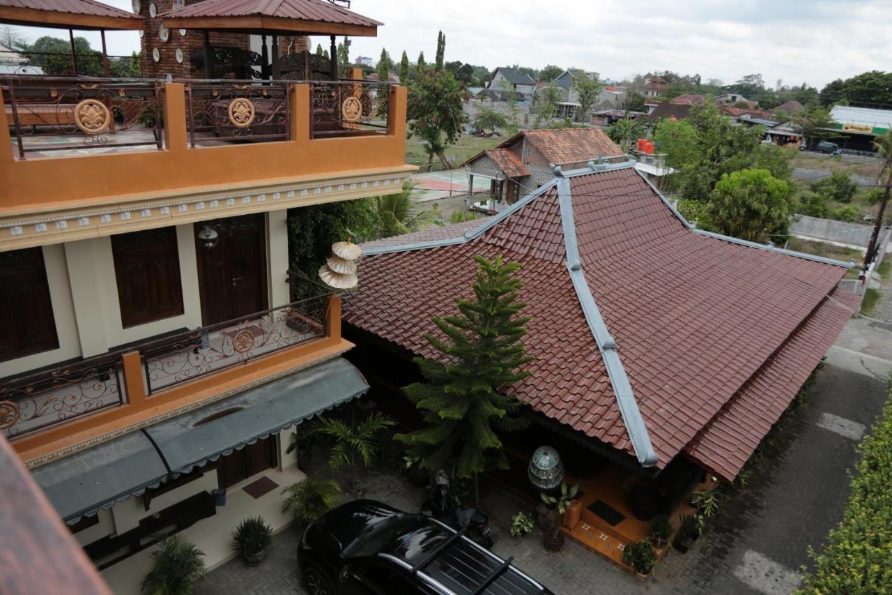 Jowo Kluthuk Heritage Kalasan Extérieur photo